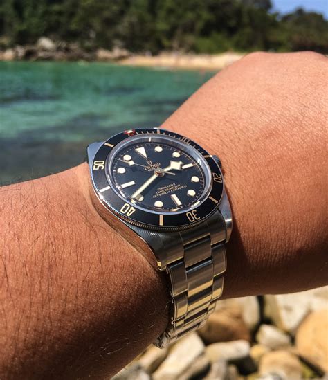 tudor black bay 58 lug size